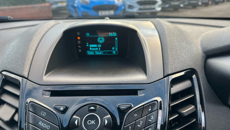 Ford Fiesta 1.0 EcoBoost Zetec 5dr Petrol Hatchback